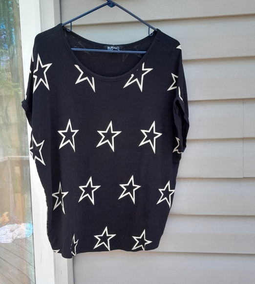 Buffalo Black Star Print Women's Top LARGE - Picture 1 of 4